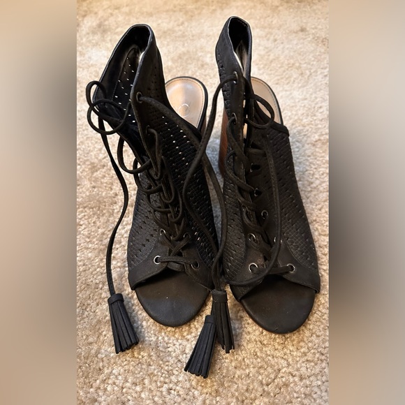 Jessica Simpson Shoes - Jessica Simpson Lace Up Heeled Leather Open Toe Heeled Back Shoes Size 7.5